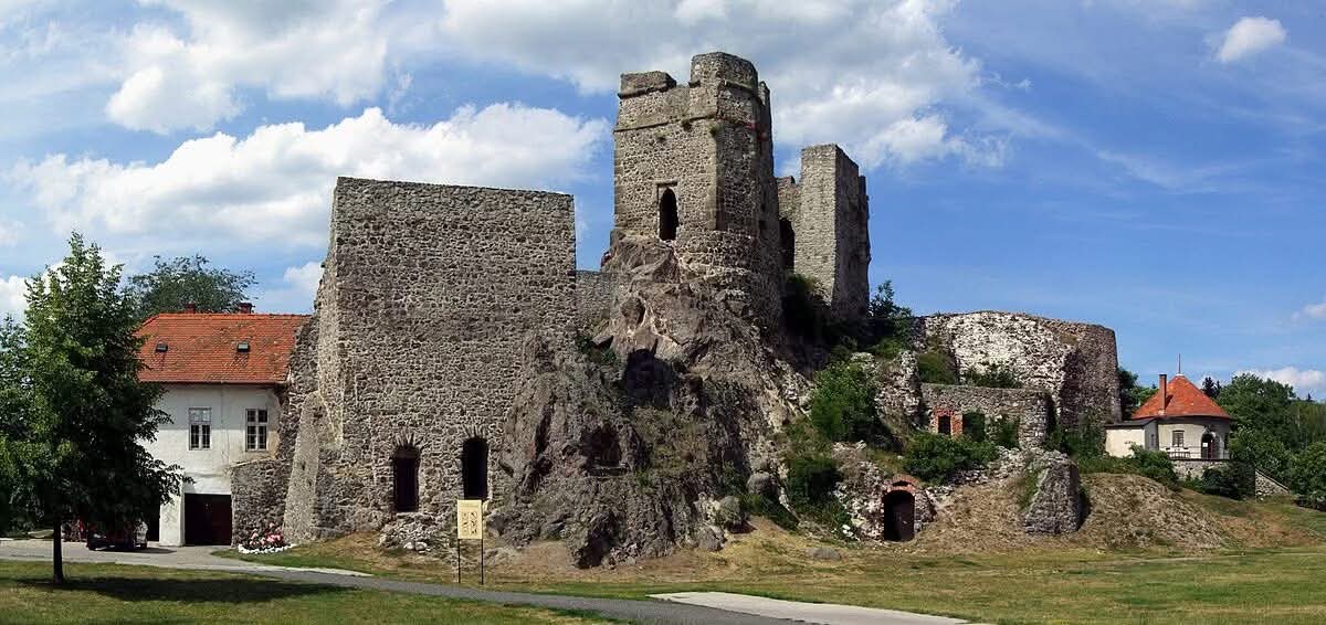 Levický hrad